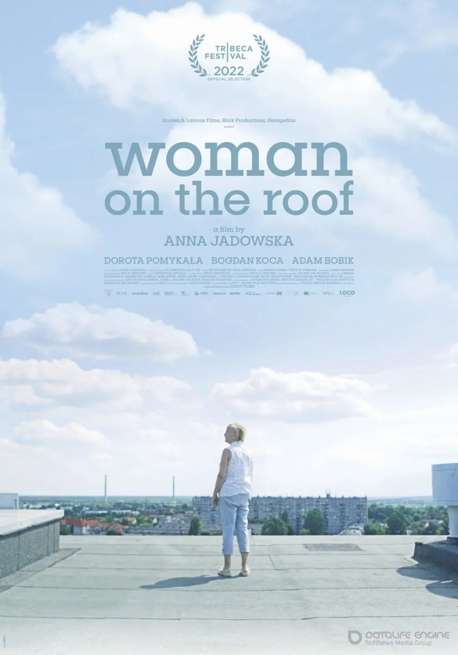 Постер к Женщина на крыше (2022)